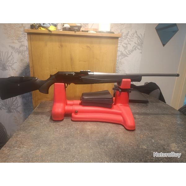Carabine Browning Bar MK3 synth�tique noire calibre 300Win Mag.