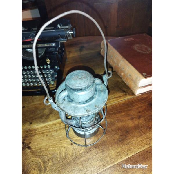 Lampe de campement US