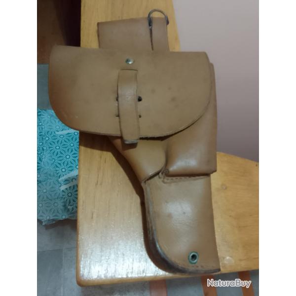 Etui cuir de MAC 50