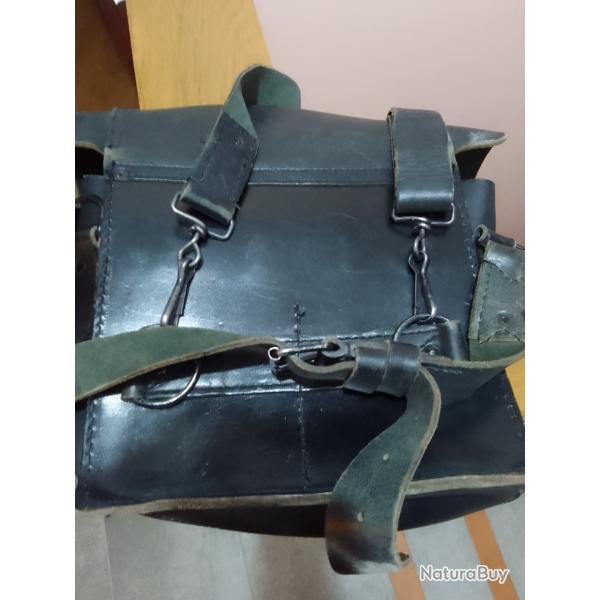 Sacoche � grenades.