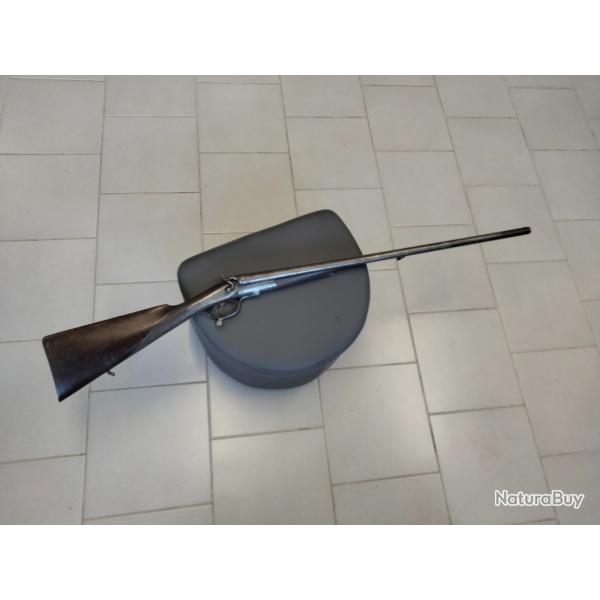 Juxtapos� calibre 16 � chiens ext�rieurs. Percussions Centrales.