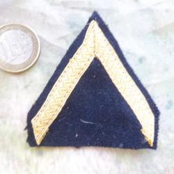 collection militaire galon de sergent insigne