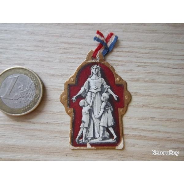 insigne journ�e  orphelin guerre 1914 1918 collection