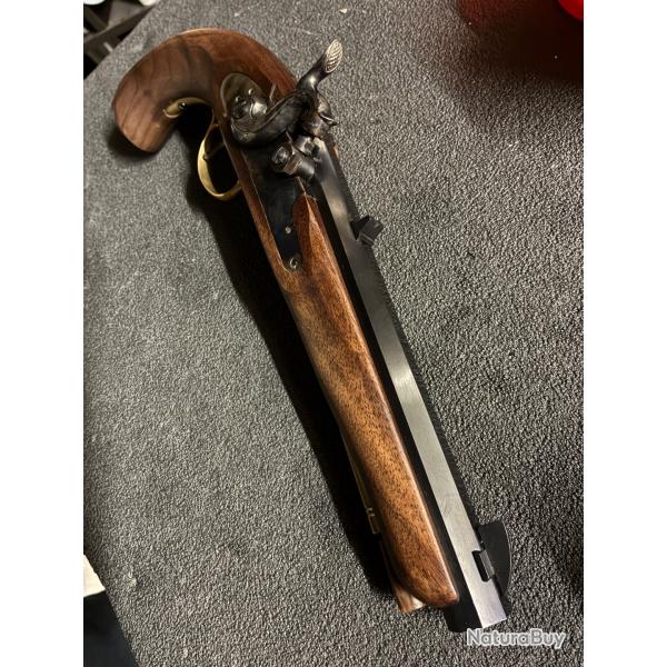 Pistolet Rocky Mountain Trappeur � percussion 45 Pedersoli