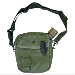 Gourde US Army olive drab avec sa housse