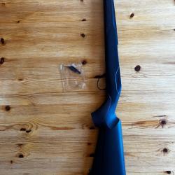 Crosse synth&eacute;tique noire TIKKA T1X droitier