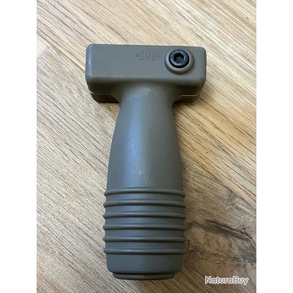 Poign�e Tactique Droite Picatinny annonce 2