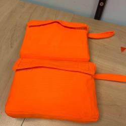 Lot de deux gilet de traqueur