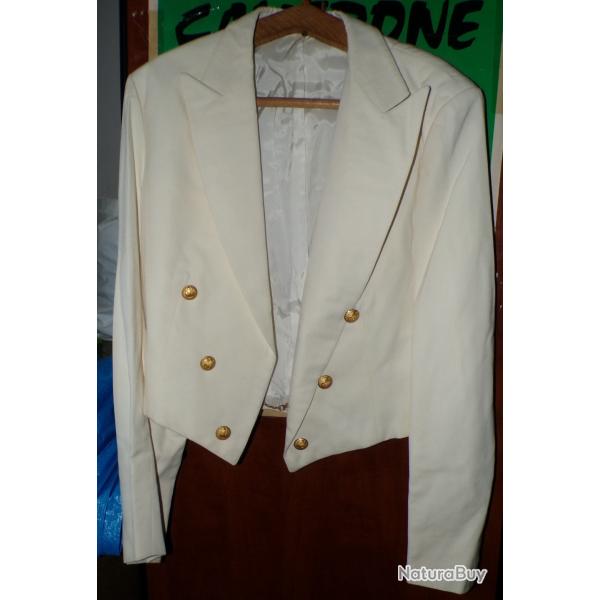 ARMEE DE L'AIR : VESTE SPENCER BLANCHE DE SOIREE GALA  ,TAILLE M , BON  ETAT VOIR PHOTOS . POUR TOUT