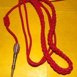 FOURRAGERE ROUGE LEGION D'HONNEUR  / FERRET BRONZE ET OLIVE CROIX DU COMBATTANT  , BON  ETAT VOIR P