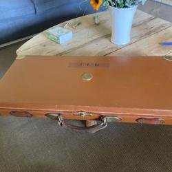 Vends valise de transport James Purdey pour paire de fusil juxtapos&eacute;s en cuir et ch&ecirc;ne