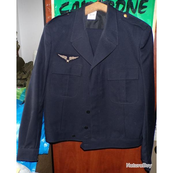 ARMEE DE L'AIR : UNIFORME VESTE ET PANTALON AVEC INSIGNE TISSU DE PILOTE , VESTE TAILLE MILITAIRE 10