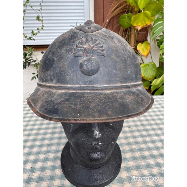 Superbe casque Adrian infanterie premi�re guerre mondiale ww1