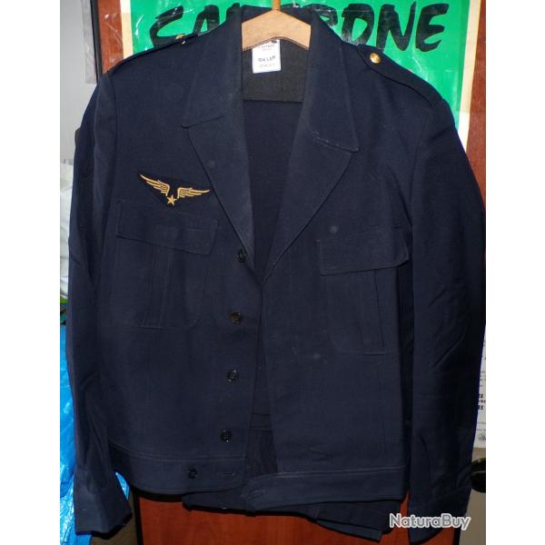 ARMEE DE L'AIR : UNIFORME VESTE + PANTALON , TISSU PILOTE , VESTE TAILLE 104 SOIT L ET PANTALON TAIL