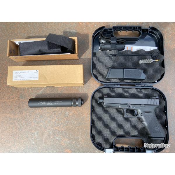 Vends ensemble pistolet  Glock 21 gen 4 cal .45 ACP filet� et son mod�rateur de son B&T Impuls IIA