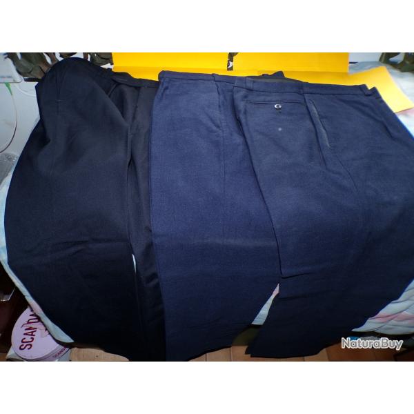 ARMEE DE L'AIR : LOT DE 3 PANTALONS TAILLE 84 SOIT EN CIVIL 42 , MANQUE UN BOUTON SUR LE TERGAL ,  E