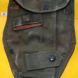 ARMEE AMERICAINE U.S :  ETUI DE PELLE MILITAIRE AVEC TAMPON VISIBLE ,BON  ETAT VOIR PHOTOS .POUR TOU