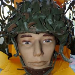 CASQUE MILITAIRE LOURD MODELE F1 DE L'ARMEE FRANCAISE DE 1982  , FABRICATION FRANCAISE  DUNOIS  A  C
