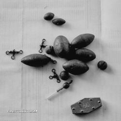 Lot de plombs 1 hexagonal, 7 olives,  et des &eacute;merillons, soit 460 grs.