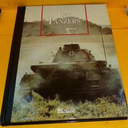 LES SEIGNEURS DE LA GUERRE : LES PANZERS , EDITIONS ATLAS  , 127 PAGES DIMENSIONS 29,5 CM X 22 CM  ,