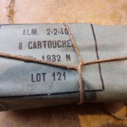 paquet 8 mm 8mm dat&eacute; 1940 Lebel Berthier perc&eacute;es percut&eacute;s ww2 mun dat&eacute;e 1940 seconde guerre d&eacute;chir&eacute;