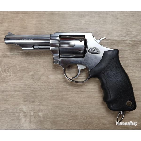 Revolver TAURUS mod�le 82S INOX - Calibre .38 sp�cial - 4" (Occasion)