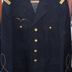 ARMEE DE L'AIR : VESTE AVEC GALON ET AVEC INSIGNE TISSU DE PILOTE  ,TAILLE CIVILE TAILLE M , BON  ET