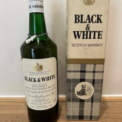 WHISKY BLACK & WHITE BUCHANAN&acute;S BLENDED OLD SCOTCH WHISKY  75cl. (datant p&eacute;riode ~1970)