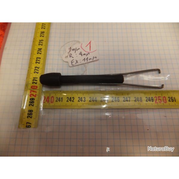 F�rule  ou ( Embout bouchon ) canne fusils  . Conforme model d'origine.                          (1)