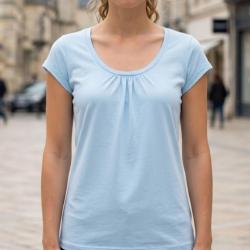 Tee shirt Mayflower Djibouti3 en coton bio la douceur du bleu clair et des fronces f&eacute;minines