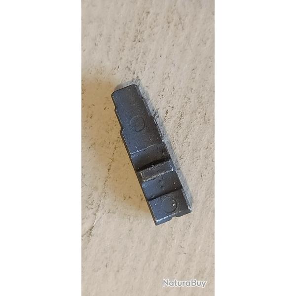 obturateur famas (1433)