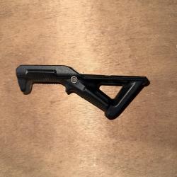 Poign&eacute;e inclin&eacute; rail din