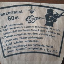 WW2 TRES RARE ETIQUETTE PAPIER Pour PANZERFAUST 60 m Fabricant codifi&eacute; EBX ann&eacute;e 1944