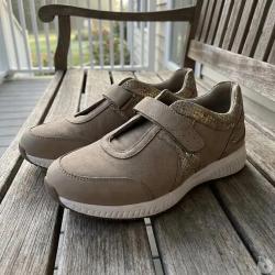 Baskets &agrave; scratch Doka en cuir beige pour femme - Ayoka 41