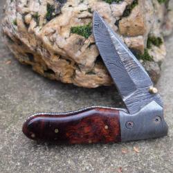 Beau Couteau Damas Lame 128 Couches Manche Bois Mitres Damas Fab Artisanale Linerlock 000