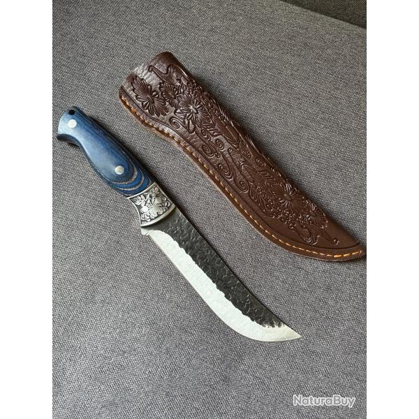 Magnifique couteau de qualit� bleu avec �tui