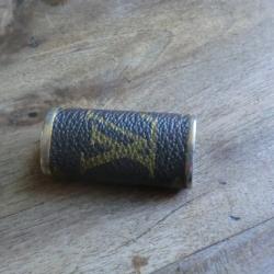 support pour petit briquet YSL