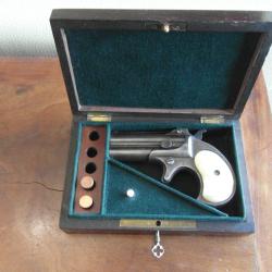 Beau coffret ancien pour derringer Colt 1,2,3 et double derringer R&eacute;mington