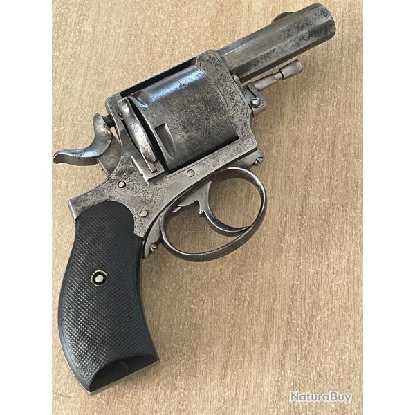 Ench�res 1� sans prix de r�serve REVOLVER 450 PEUT �TRE ATTRIBU� � GALAND OU UN DE SES SOUS TRAITANT