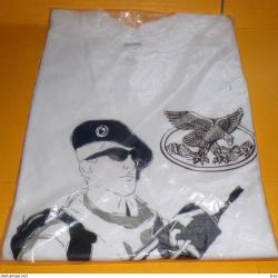 CHASSEURS ALPINS&nbsp;: TEE SHIRT LES TROUPES DE MONTAGNE  ,TAILLE&nbsp; S ,&nbsp; NEUF VOIR PHOTOS&nbsp; .POUR TOUT REN