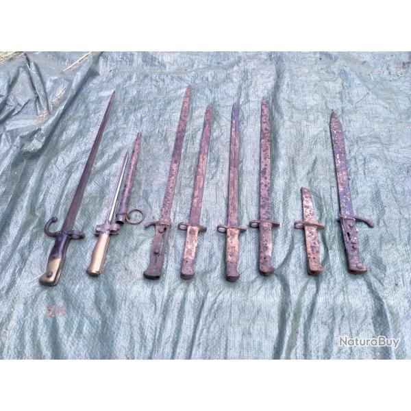 Lot de 8 ba�onnettes anciennes (Militaria / Collection)