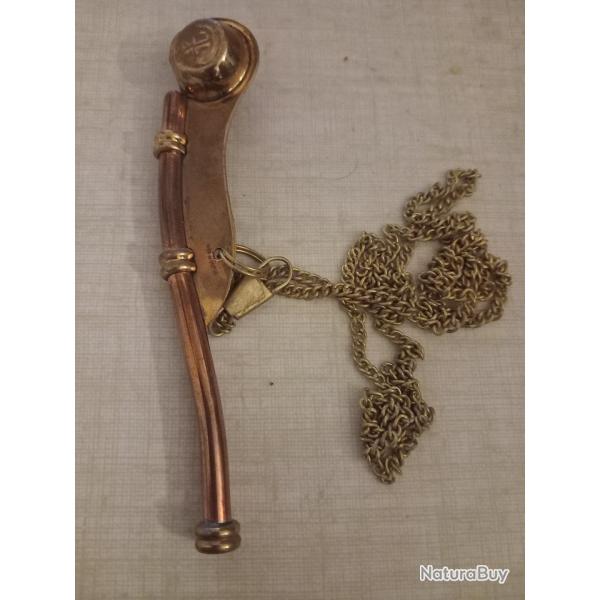 Sifflet de marine en laiton