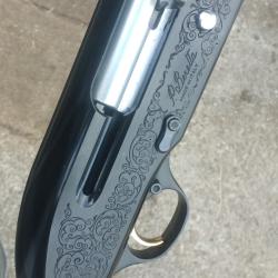 SEMI-AUTOMATIQUE BERETTA A302 DANS UN QUASI NEUF