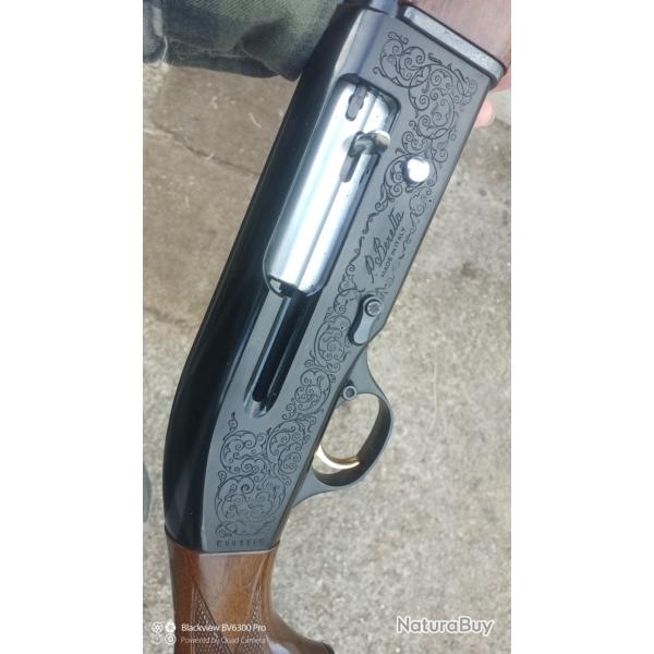 SEMI-AUTOMATIQUE BERETTA A302 DANS UN QUASI NEUF