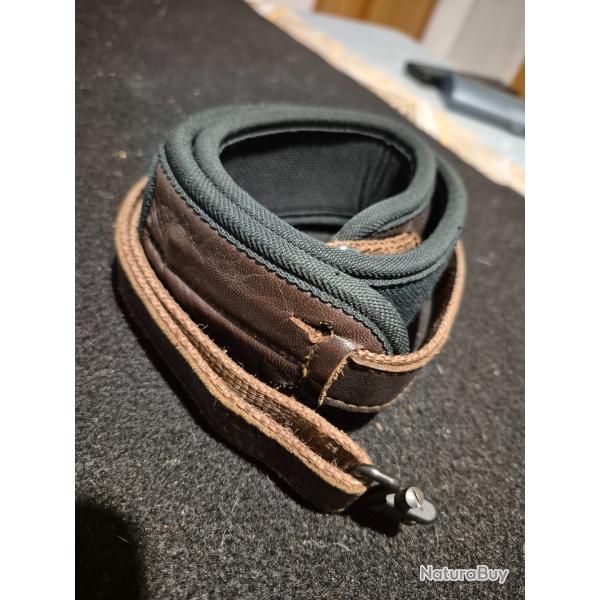 Superbe Bretelle BLASER Cuir marron/ Neoprene vert amortissante avec support 2 balles