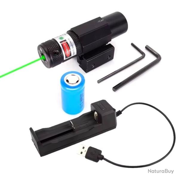 Laser tactique Vert avec fixation rail 11 et 22 mm, pile rechargeable et chargeur