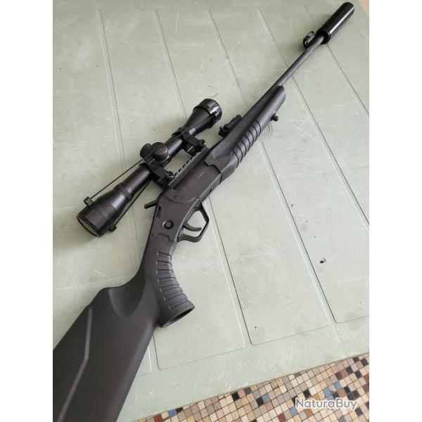 22LR rossi mont�n�gro �tat neuf avec lunette et silencieux .