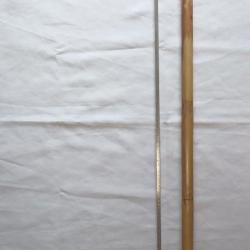 Canne d'arpenteur &agrave; syst&egrave;me de mesure