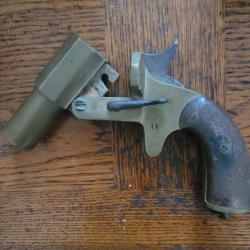 Vend  pistolet lance fus&eacute;  marine .tr&egrave;s bon &eacute;tat.