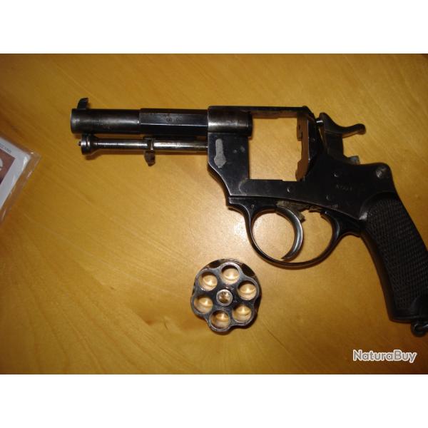 REVOLVER R�GLEMENTAIRE D'OFFICIER CHAMELOT DELVIGNE MODELE MAS 1874 ST �TIENNE 1876 CALIBRE 11MM 73